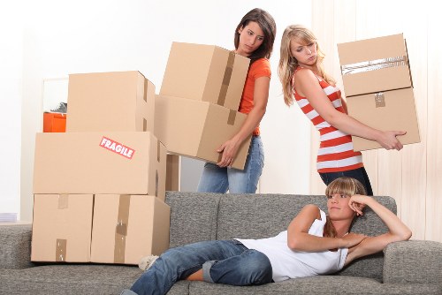 Unpacking support helping a Finsbury Park home settle in quickly